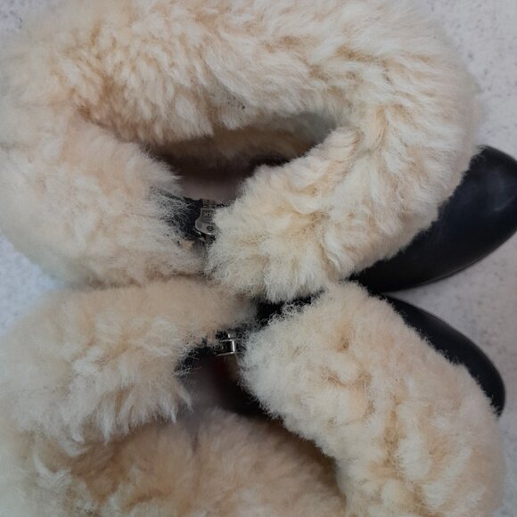 Koolaburra La Volta Deluxe Black Leather Pre Ugg Wedge Bootie Size 7 Shearling - Picture 5 of 9